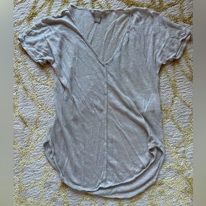4/$25 Banana Republic Sparkly Champagne Cream V-Neck Blouse Women’s Size‎ Small